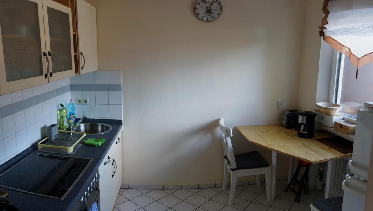 Sunny 1-Room Apartment Near Railway Station جارمش بارتنكيرشن المظهر الخارجي الصورة